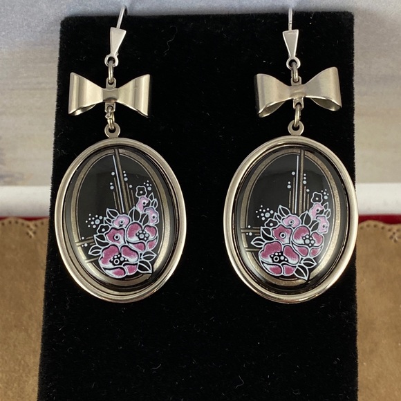 Stunning vintage Michaela Frey leverback earrings - Picture 3 of 6